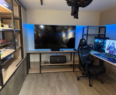 Help me decorate my gaming room
