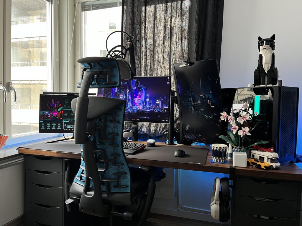 Headphones hook frees up so much desk space