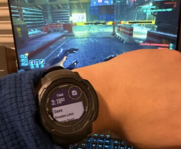 V, without the use of speed boosting cyberware ingame, runs a sub 3:20 1600m