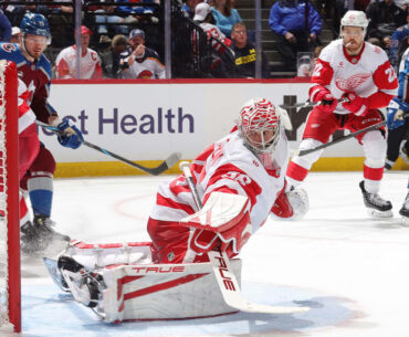 Gibson makes 21 saves, Red Wings blank Avalanche in 2nd game of home-and-home