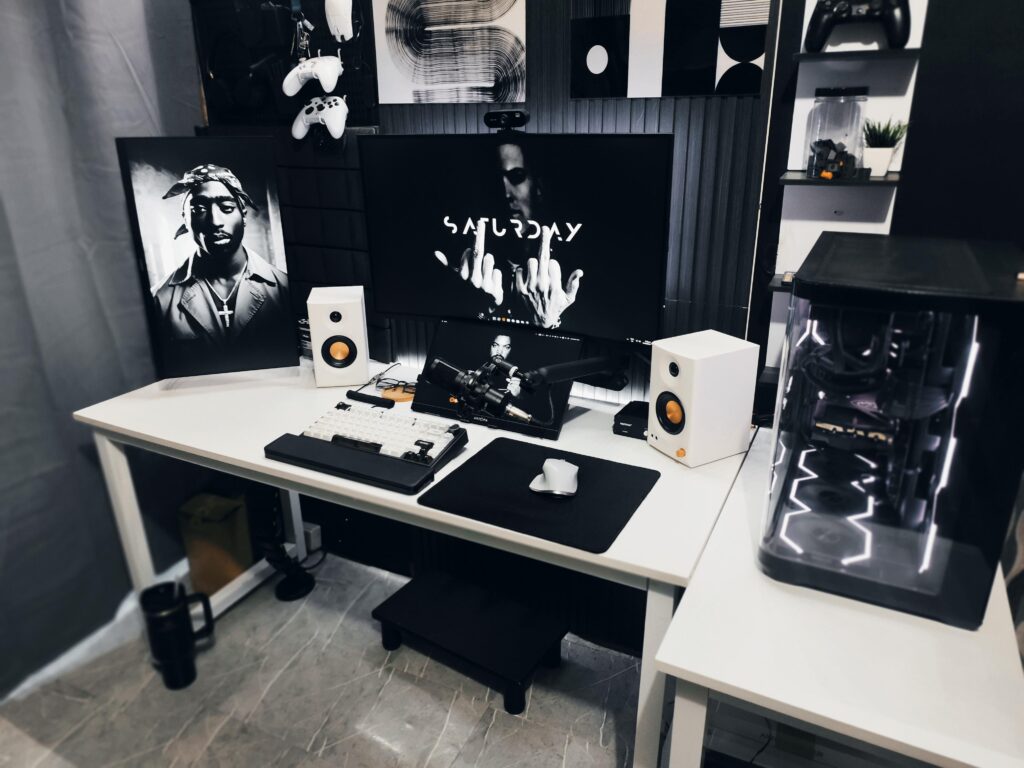 Setup Update 02-23 🖤🤍