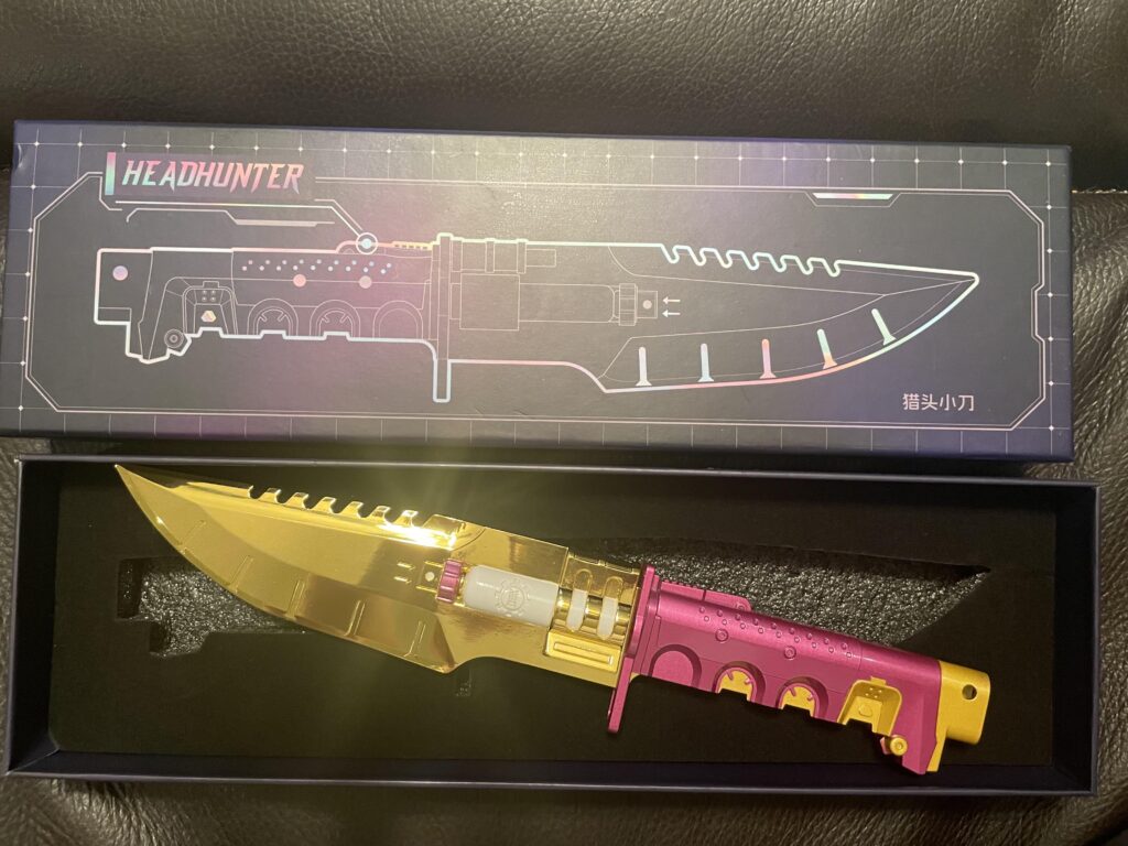 Replica Headhunter came in the mail, it’s so pretty