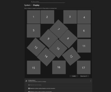 Need help with my multi-monitor setup. Is this layout optimal?