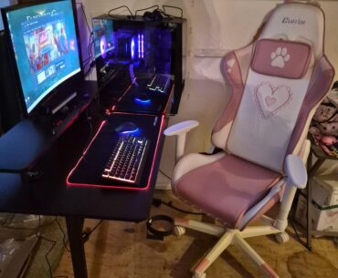 peak male (non femboy) battlestation