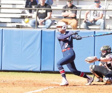 Bulldogs Drop Pair of Games at Jaguar Classic