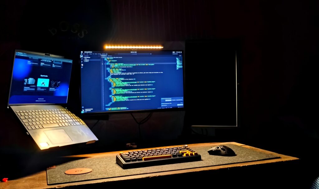 O que acham do meu setup home office?