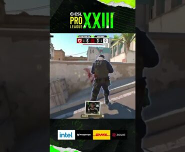 torzsi DIDN’T EXPECT Krabeni THERE… and gets KNIFED from behind! #esl #epl #cs #cs2 #knife