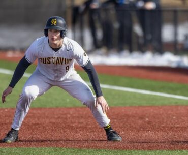 Baseball Falls To No. 12 WashU In Two Games Saturday