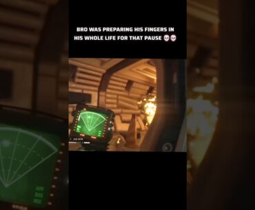 wait for it.  #shorts #gaming #gamingclips #alienisolation