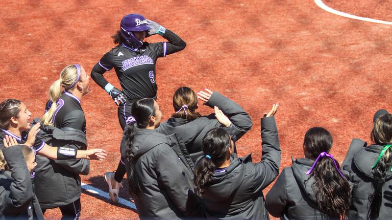 Softball Wins Game Two to Take Series against Austin Peay Softball Wins Game Two to Take Series against Austin Peay