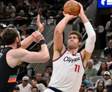 Fantasy basketball picks, DFS and betting tips for Sunday's NBA games