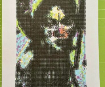 Pen plotted art of a runner from marathon. Zoom in :) 17000 circles