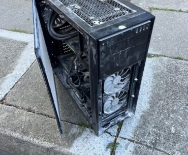 Found a random PC on the street. I hope it still works. I’m not sure which tag to put so I apologize.