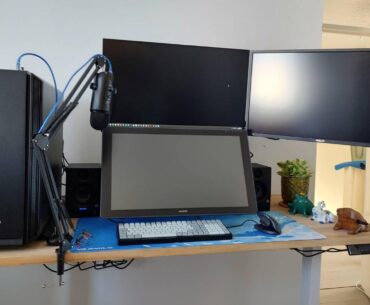 My plain home office setup