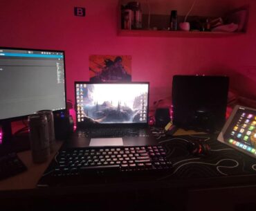 battlestation setup in a college dorm