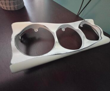 Painted GPU white -> ended up with a custom distressed battle worn GPU look