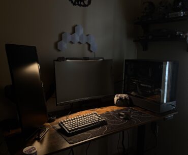 After a year I think I’m content with how this setup looks