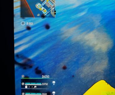 Why is my stuff blacked out and my indicator is invisible? How do i fix it?