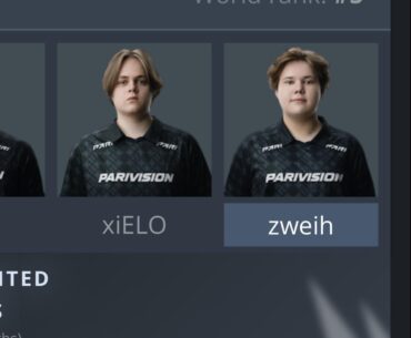 Xielo looks like the evil version of Zweih