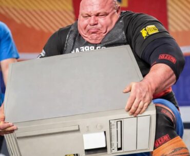 2005: Me and my 35Kg case heading to the shop because I deleted System32