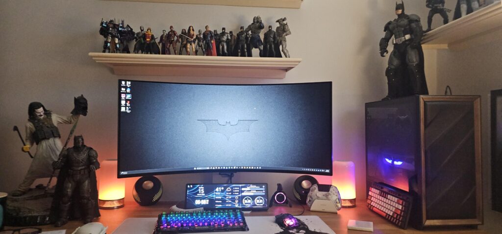 Ready for battle! New 39 inch LG ultrawide OLED 🔥🔥