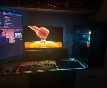 Rate my setup, finally got an OLED - 9800X3D + 5080