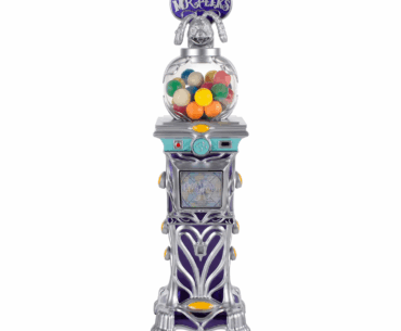 Question for people who may have purchased the Gobblegum machine replica that was suppose to ship in January. Anyone else having issues with receiving this thing?? its about to be APRIL.