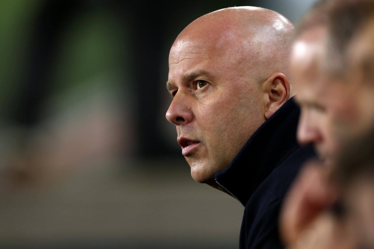 Liverpool are losing control late in games. Arne Slot needs to fix it Liverpool are losing control late in games. Arne Slot needs to fix it