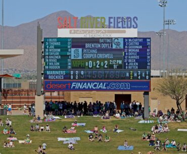 11 Cactus League games change start times due to Valley heat