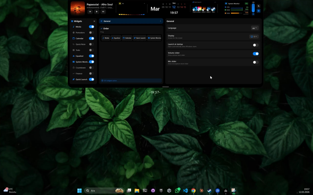 I kept wishing Windows had its own version of Dynamic Island… so I built something.