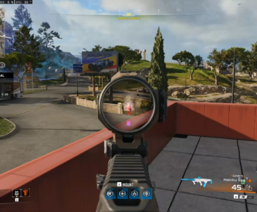 Is this aim assist? i could never track like that