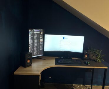 How can I make the speakers work???