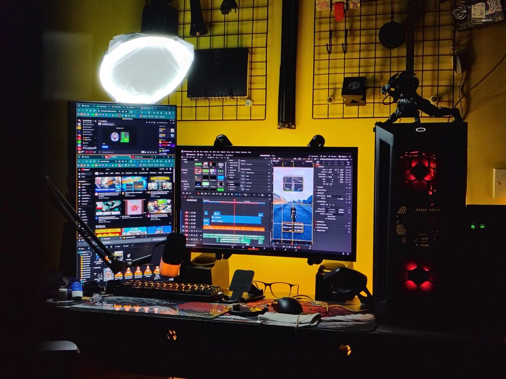 𝖆𝖗𝖙 𝖔𝖋 𝖈𝖍𝖆𝖔𝖘