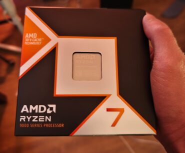 I fucked up and redeemed myself. Girlfriend bought 9800X3D and asked me to swap the CPU for her. What did I do? I bent a CPU pin, but I managed to bend it back.