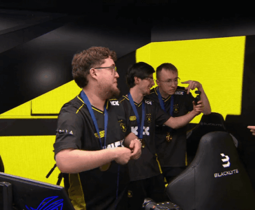 Ropz giving Faze bros some crumbs