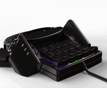 After losing my right arm I started designing a one-handed PC gaming controller so I could keep playing