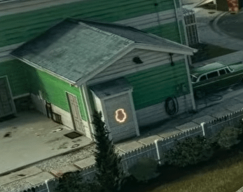 In the trailer for Paradox Junction we can see gold armor on the wall