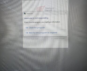 All my games keep doing this and I don't understand why.