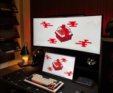 Accidentally cozy, should I keep the candle warmer? 🥹