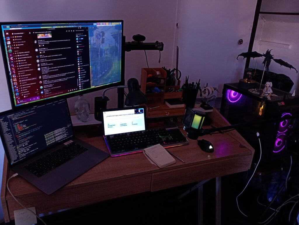 GNU/Linux | MacOS battlestation