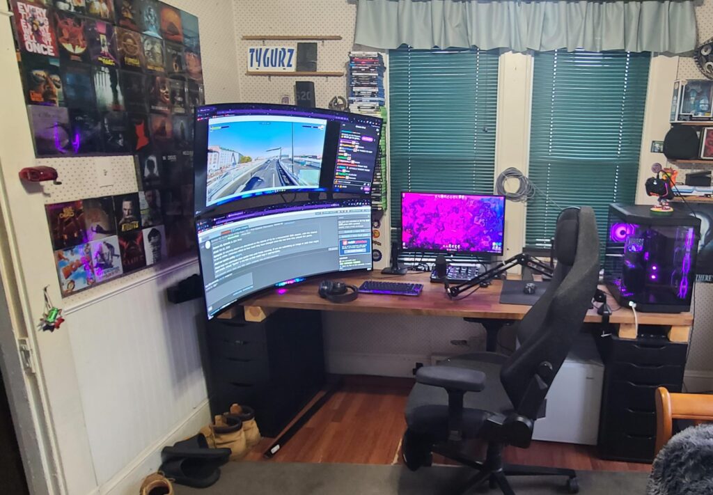 My uniquely ugly, but perfect setup.