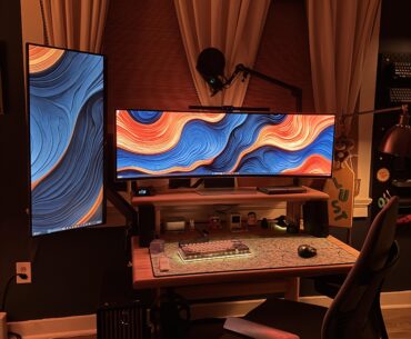 Same desk setup, fresh computer