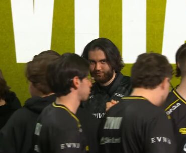 Jame staring at ZywOo like he just killed his mom