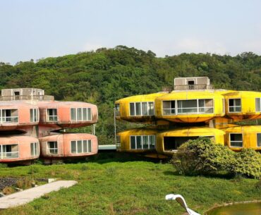 [BO2] Fun fact! The map pod from bo2 (and a location in area 99) was based off the real life Sanzi ufo houses in Taiwan.