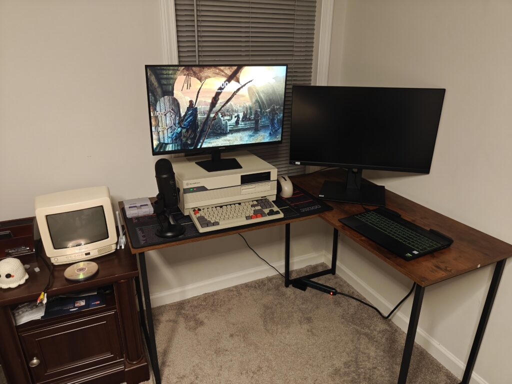 Was told to get a desk and CRT (CRT isn't a part of my PC, it's too small)