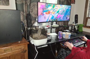 Home sweet home, my favorite place to relax and play League of Legends