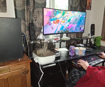 Home sweet home, my favorite place to relax and play League of Legends