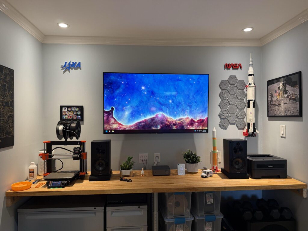 Got Divorced and removed my signed JAXA photo with both our names. What can I put in its space on the left?