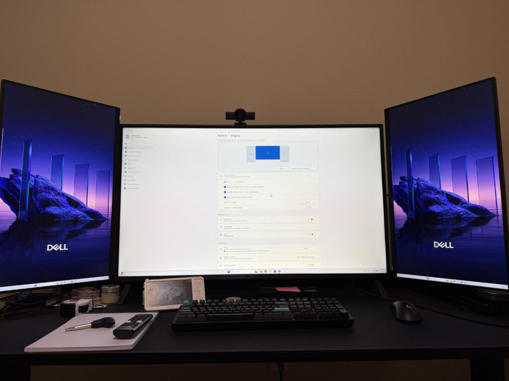 I finally built my battle station