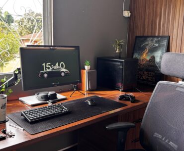 the home office build is finally looking sharp!